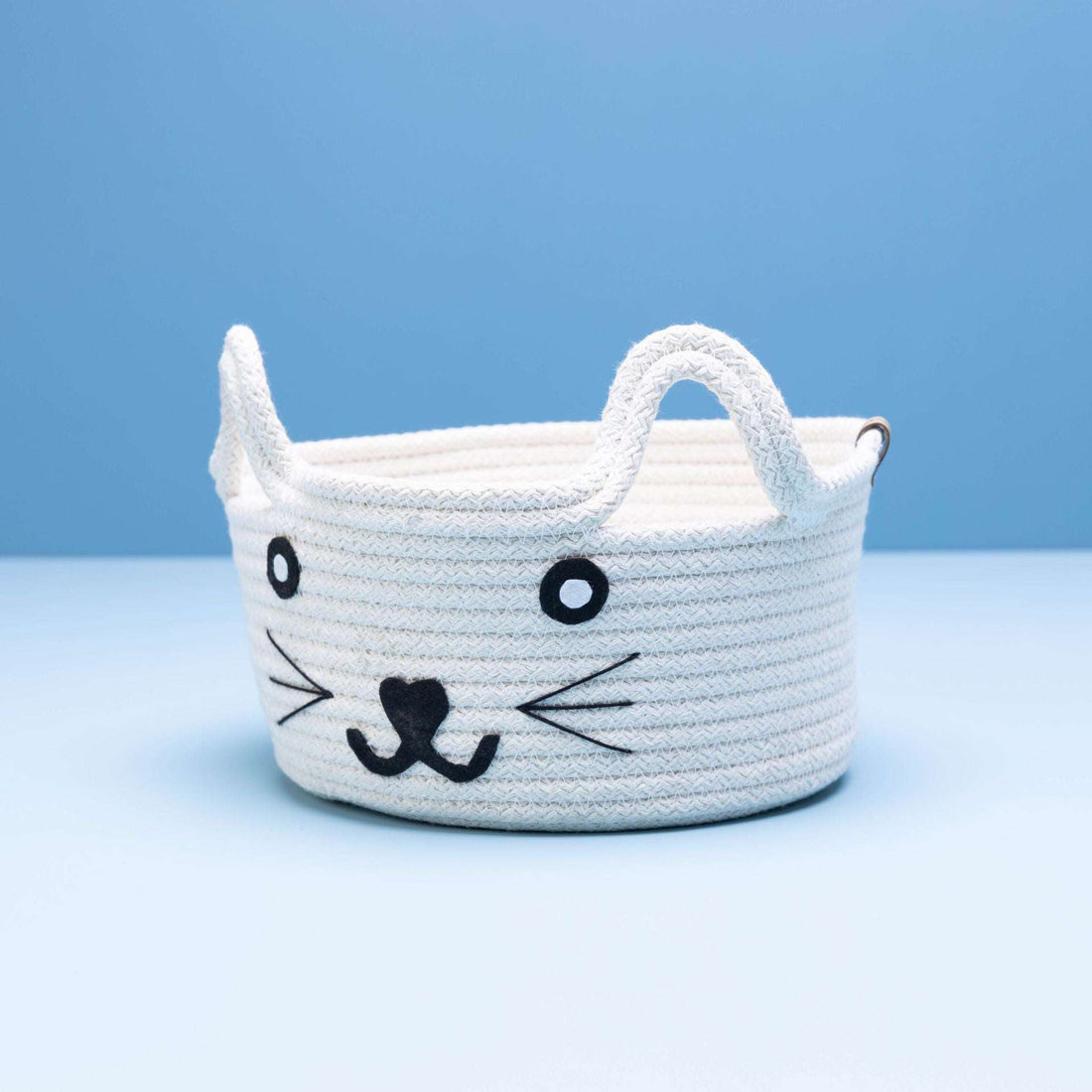 Playful Kitty Organizer