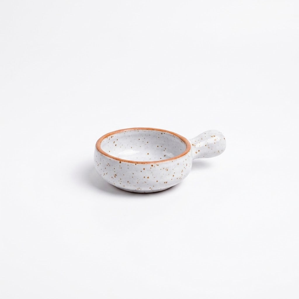 White Pottery Pan