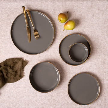 The Lunar Golden Dinner Set