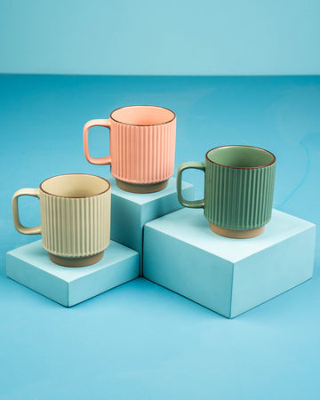 Ribbed Porcelain Mug