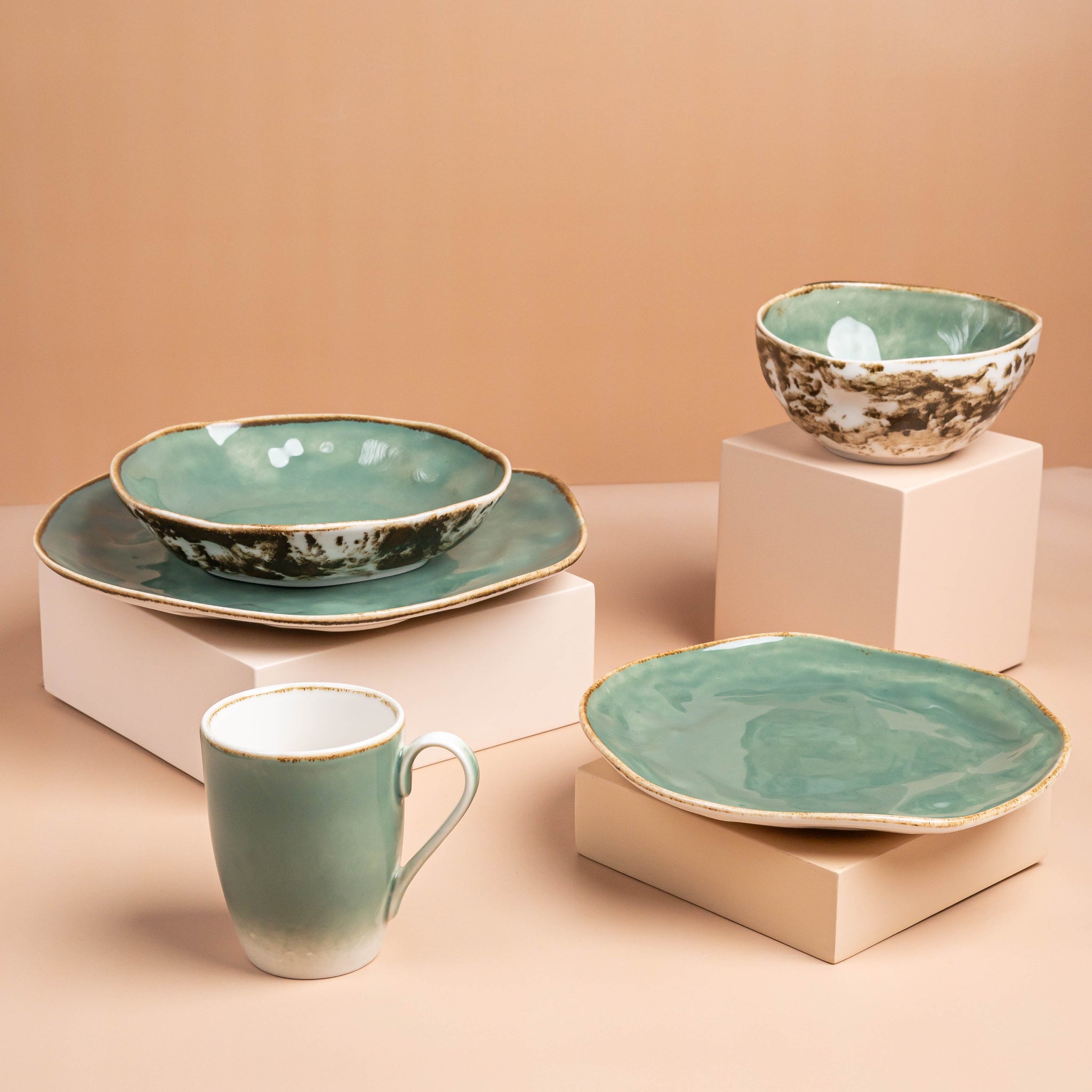 Organic Glow Dinner Set