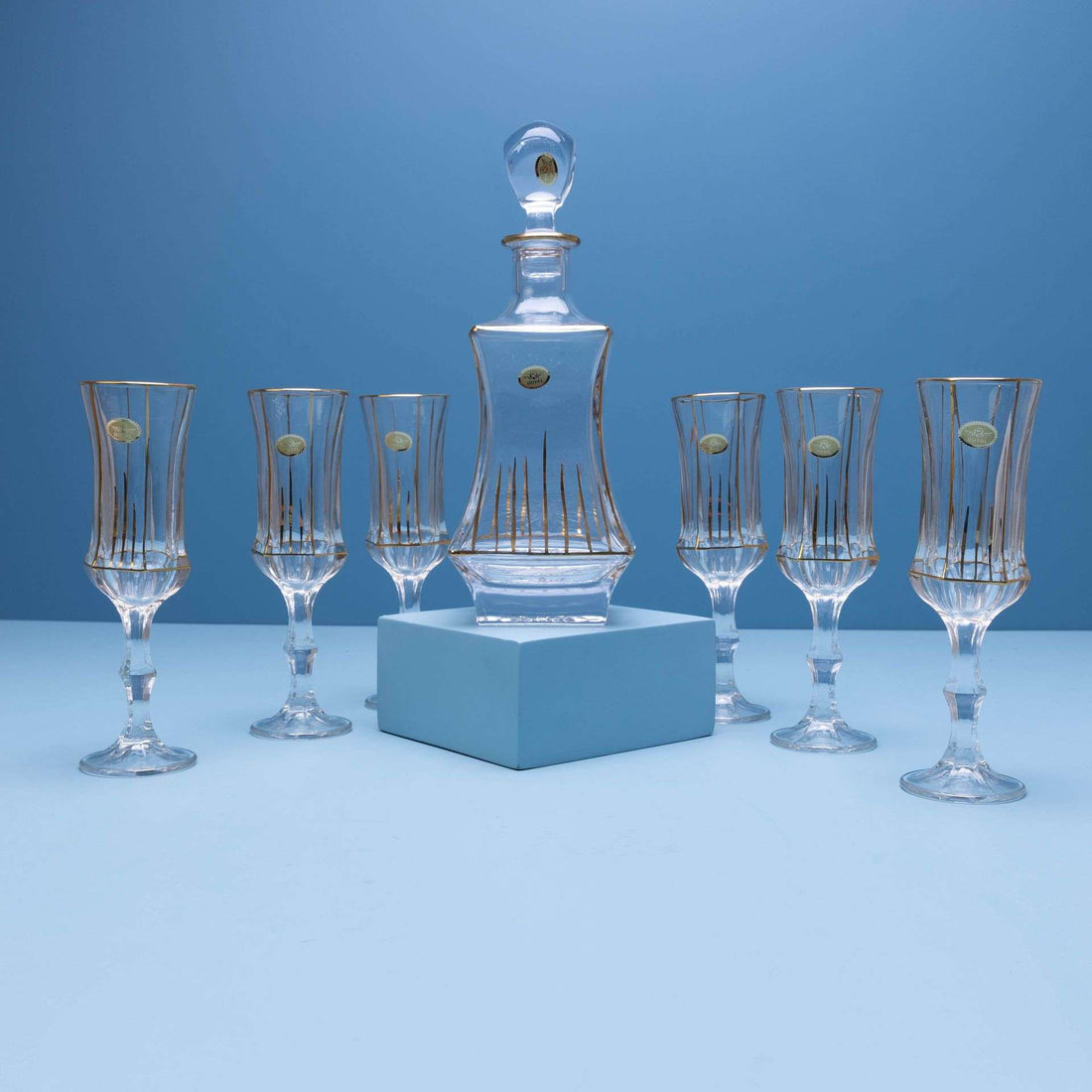 Golden Silhouette Decanter Set