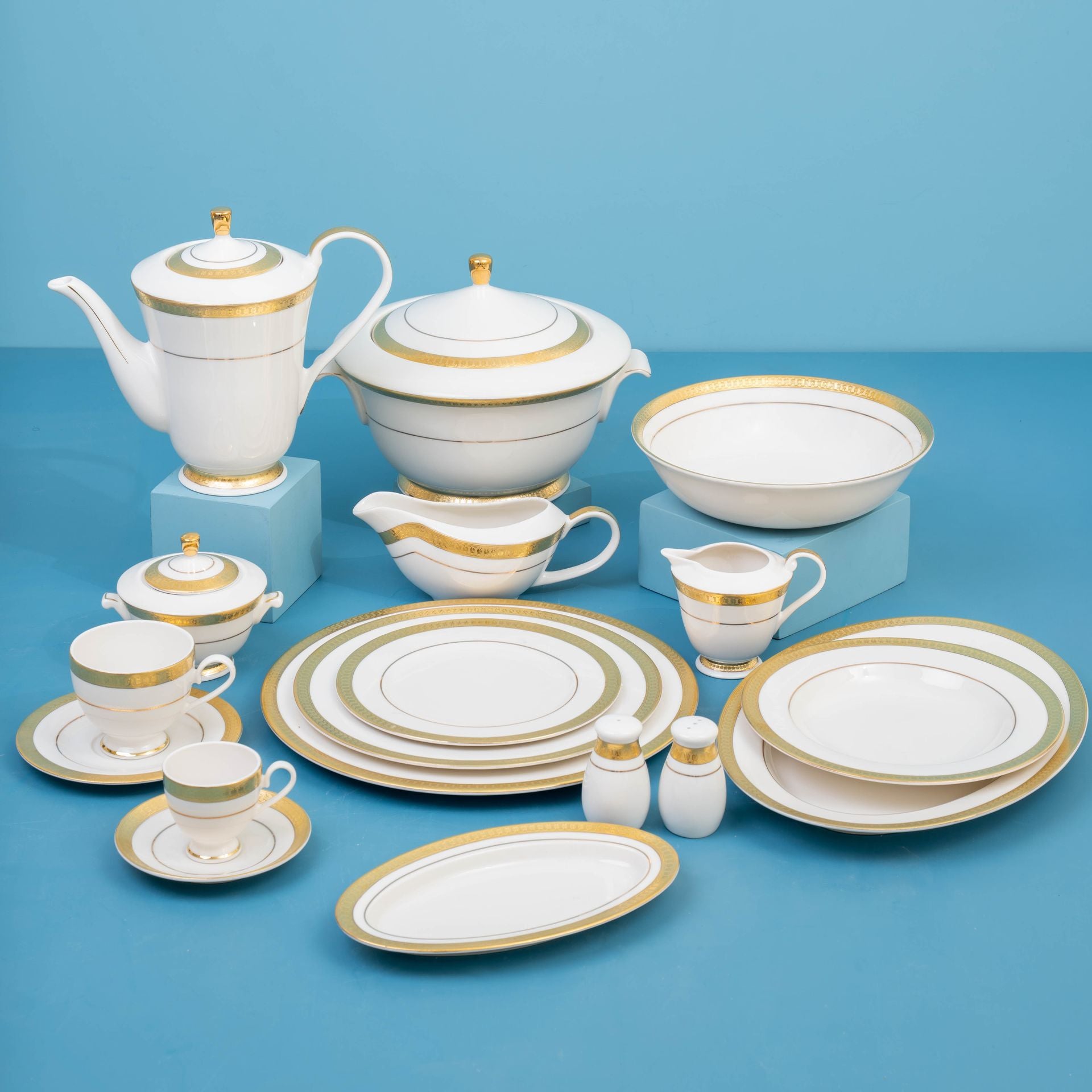 The Opera 112 pcs Dinner Set
