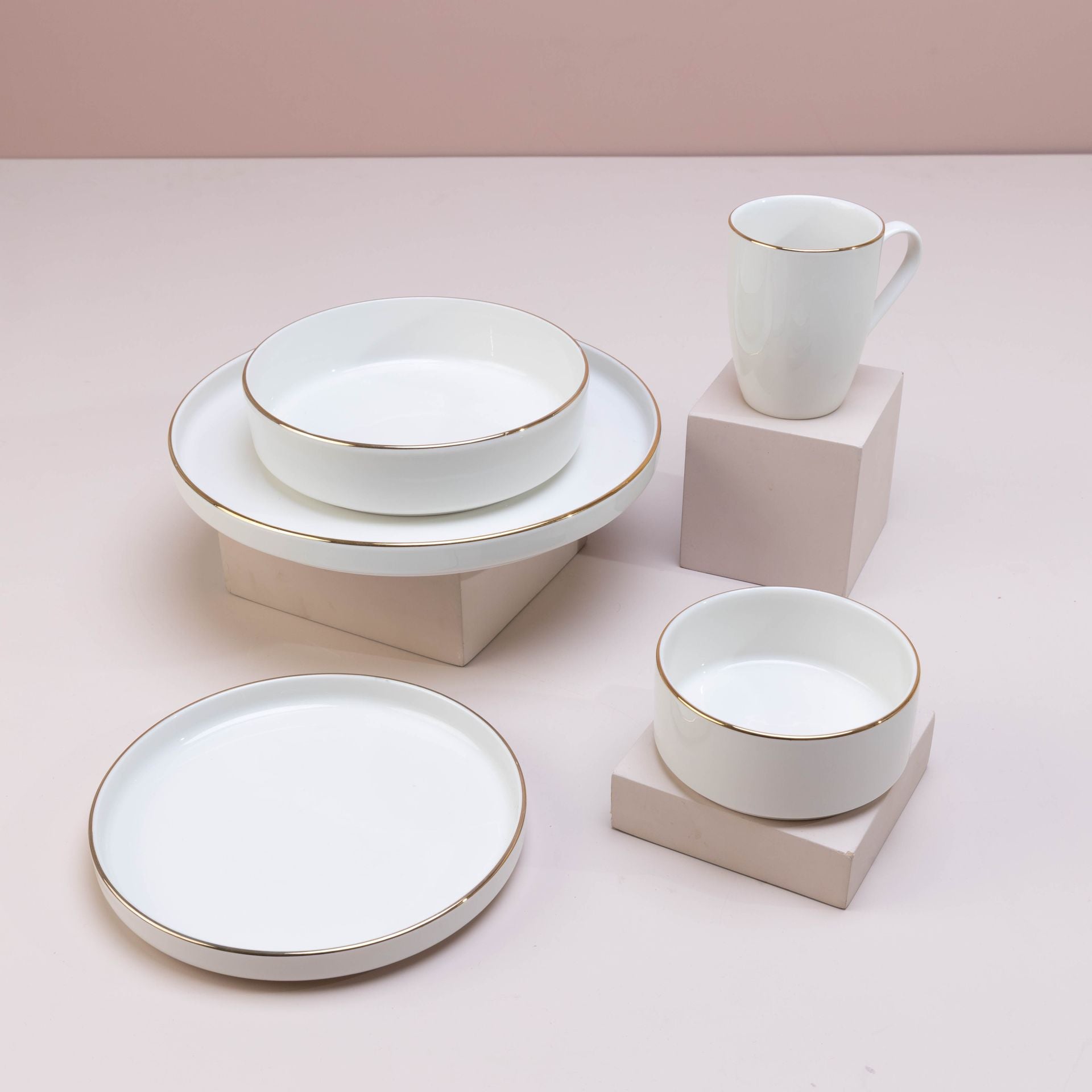 The Luxe Dinner Set