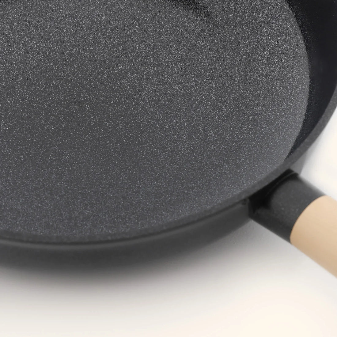 Alma Ceramic skillet Black