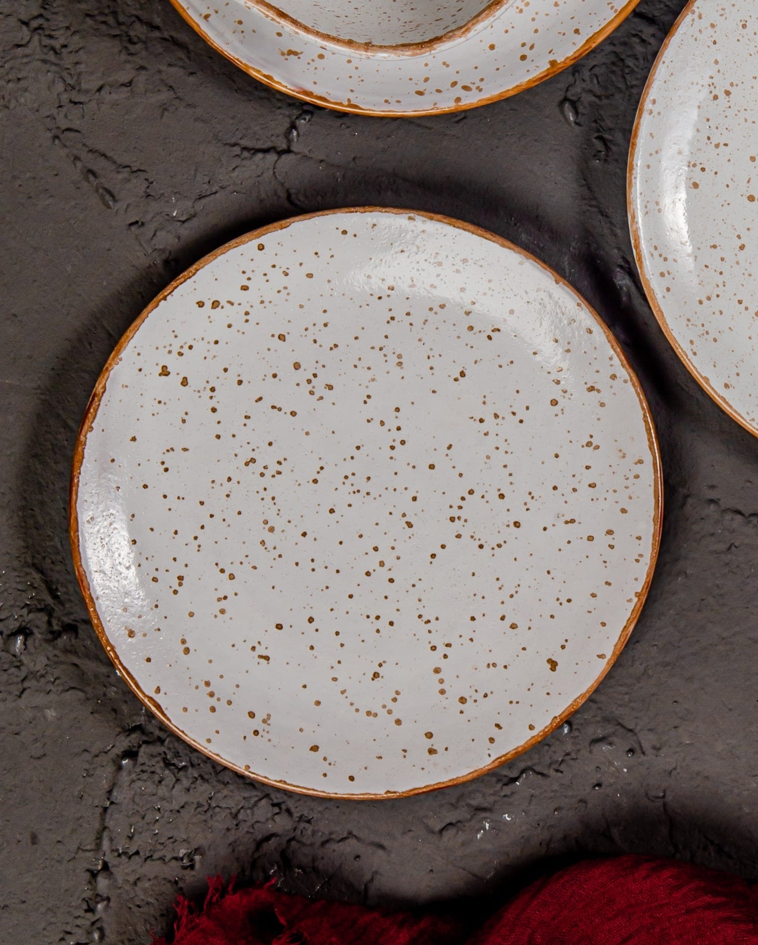 White Pottery 20 cm Plate