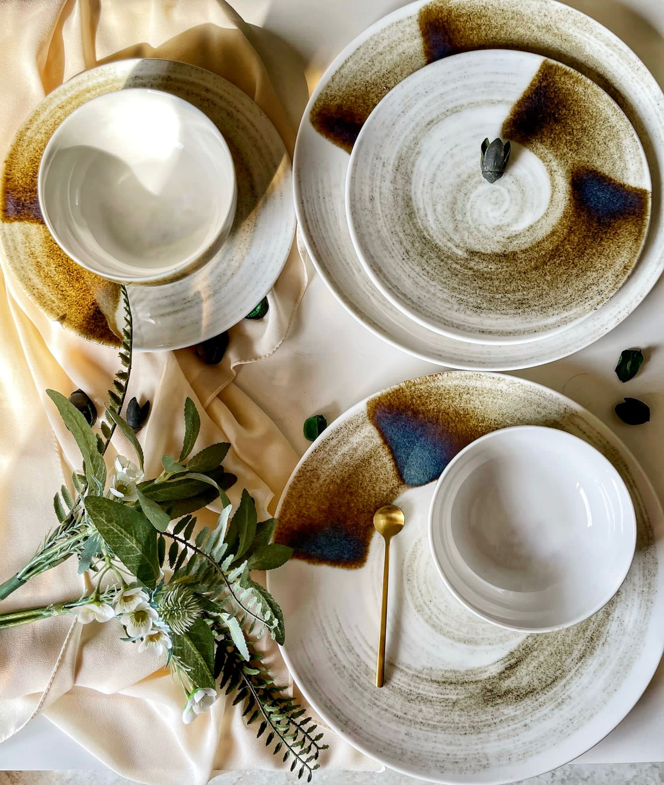Porcelain Desert Dune Set