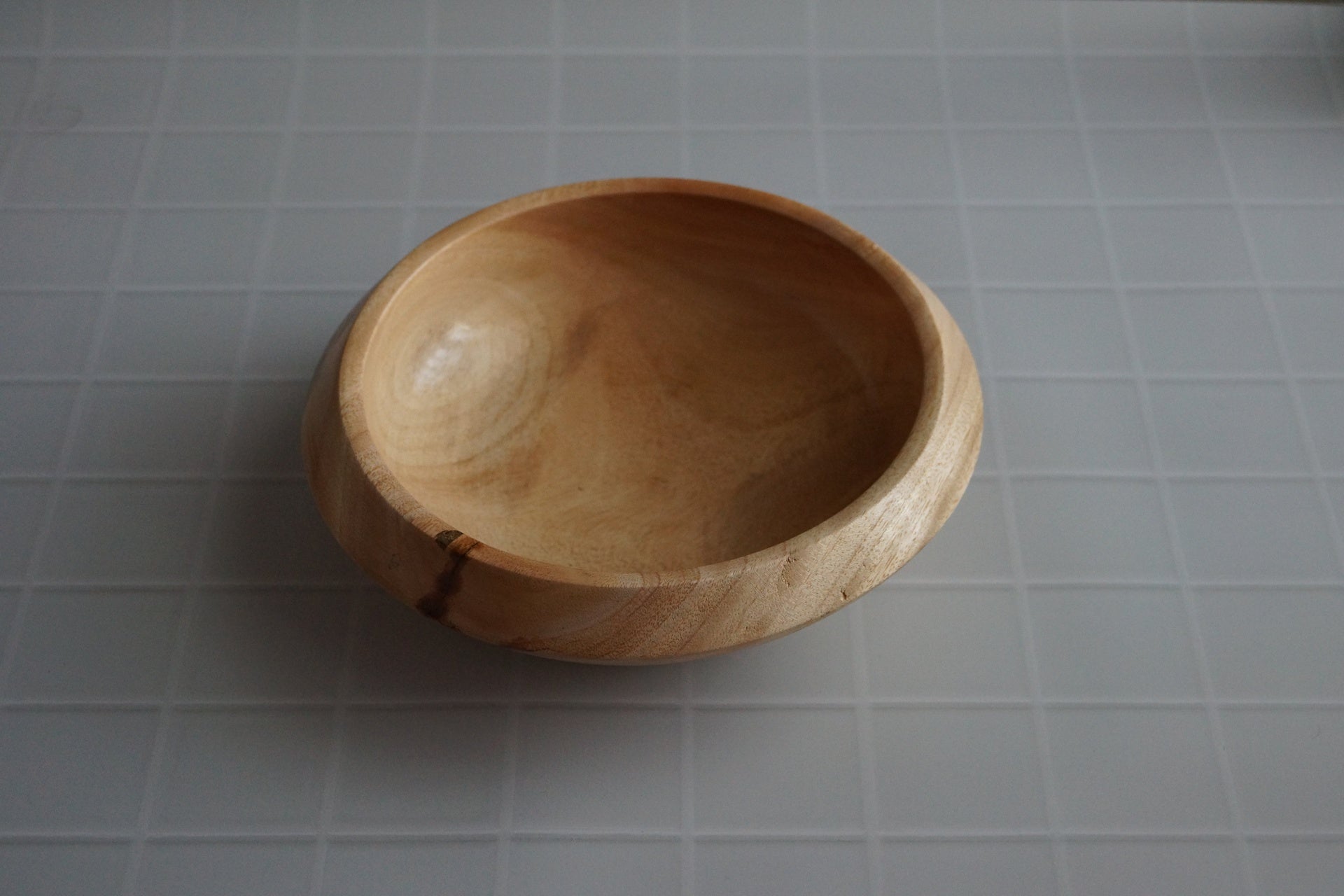 KAI wooden circular bowls